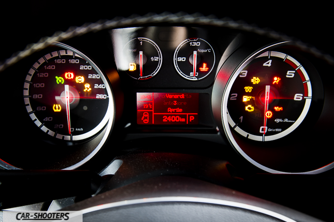 Alfa Romeo Giulietta dashboard check fondoscala needle sweep