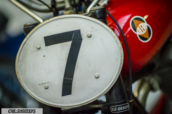 Dettaglio frontale moto Gilera