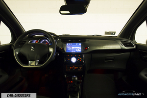 gli interni della ds3 citroen