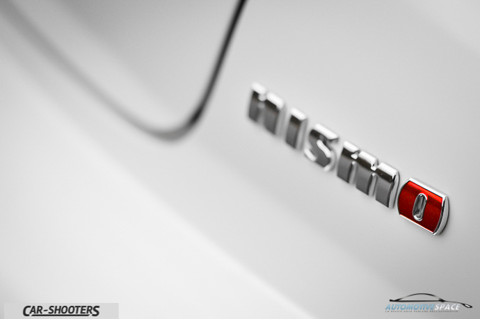 dettaglio nissan juke nismo logo