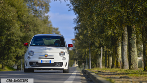 Abarth 500 Fullhd – front three-quarter, white on a country road