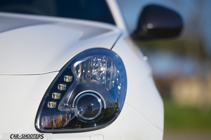 Alfa Romeo Giulietta dettaglio faro anteriore