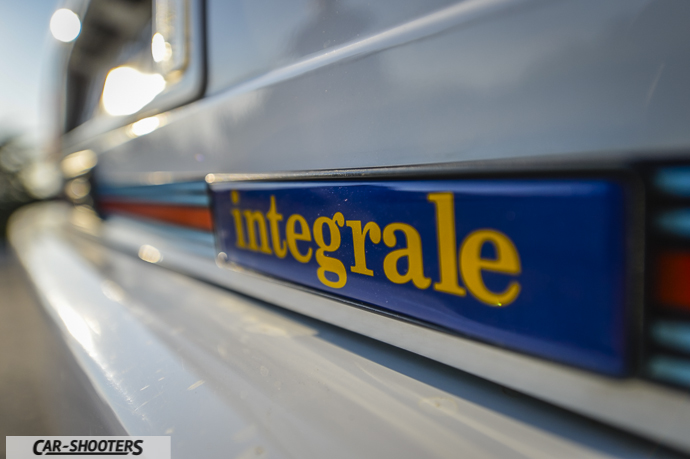 Lancia Delta HF Integrale Martini 5 – detail, integrale badge close-up