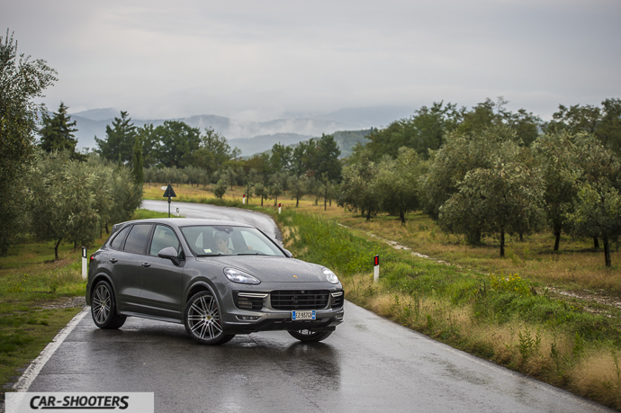 Porsche Cayenne GTS Casentino