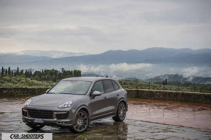 Porsche Cayenne GTS Casentino