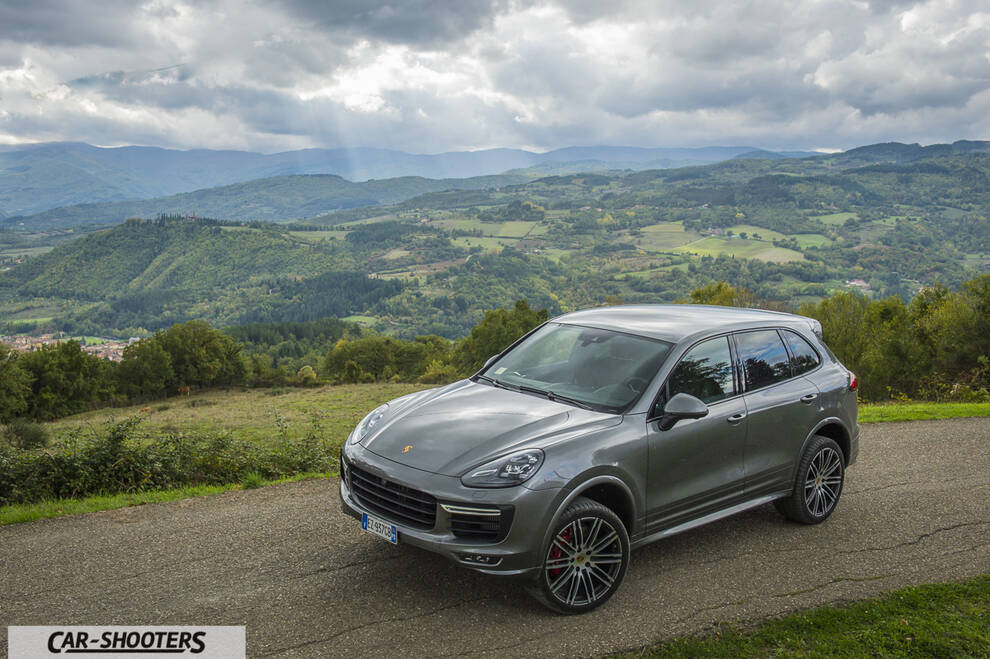 Porsche Cayenne GTS Casentino