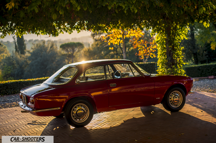 Tramonto su Alfa Romeo Giulia GT Junior