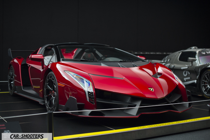 Lamborghini Veneno Roadster