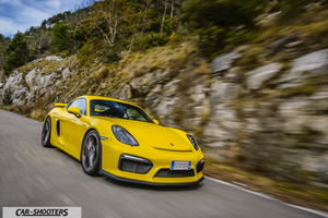 Porsche Cayman GT4