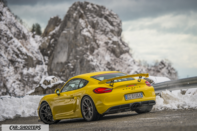 Porsche Cayman GT4