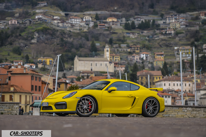 Porsche Cayman GT4 a Gravedona