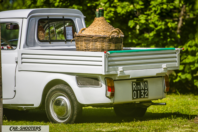 Fiat 500 Camioncino particolare cassone in lamiera nerbata