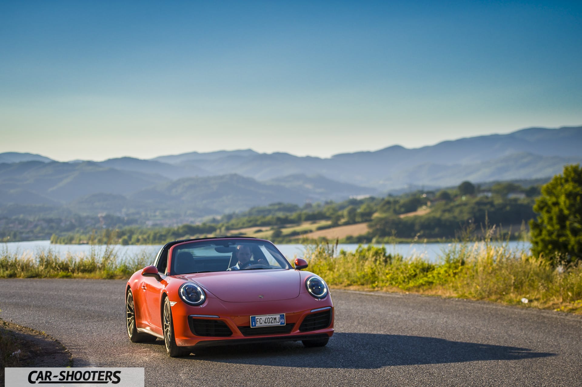 Porsche 911 Targa 4S Lago di Bilancino