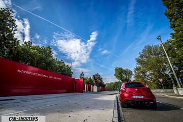Alfa Romeo Mito Veloce Imola Mugello – rear view, red on a street beside a red wall