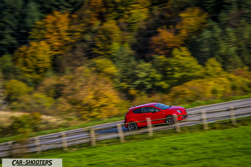 Alfa Romeo Mito Veloce Imola Mugello – side profile, red on a country road