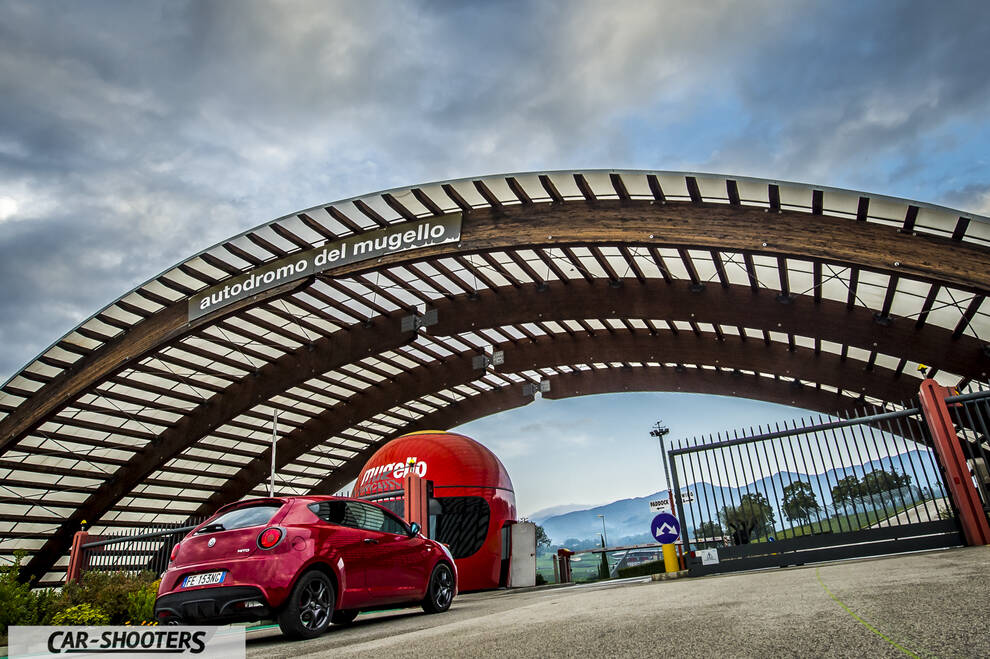 Alfa Romeo Mito Veloce Imola Mugello – rear three-quarter, red at autodromo del mugello