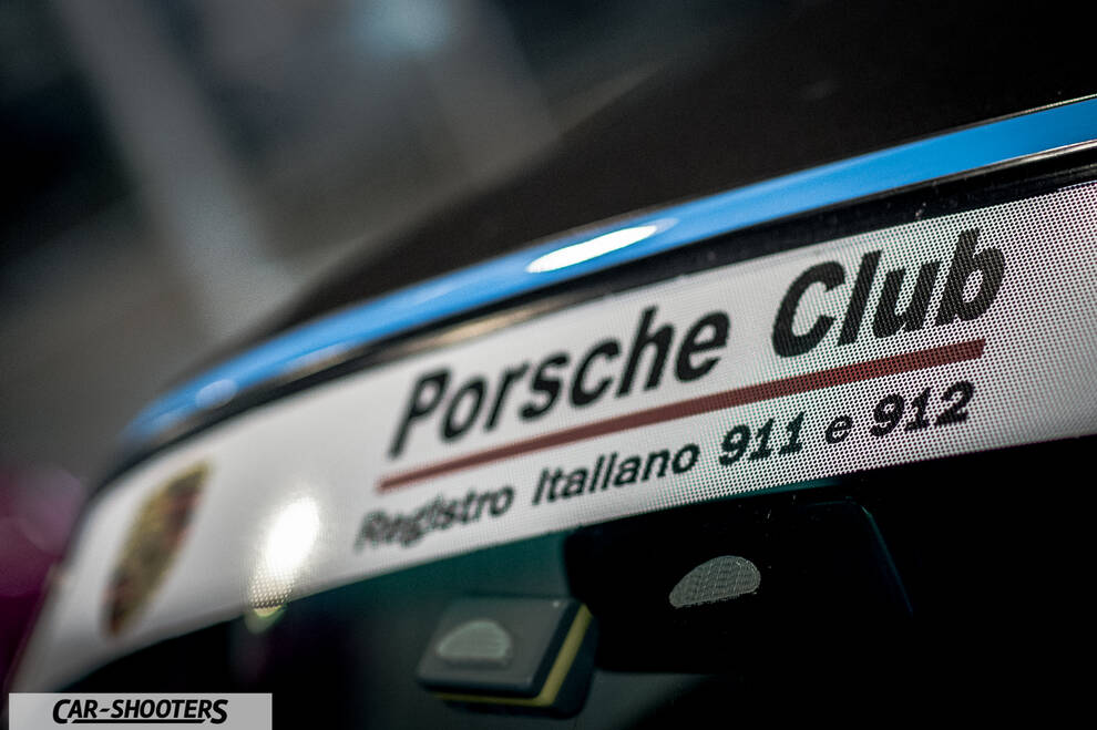 Porsche – detail, windshield banner close-up