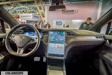 dashboard, large vertical touchscreen display