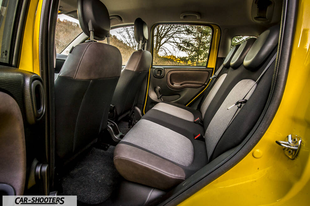 Fiat Panda 4X4 Cross – interior, fabric rear seats