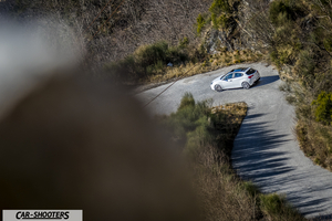 Alfa Romeo Giulietta Veloce – rear three-quarter, white on a winding mountain road