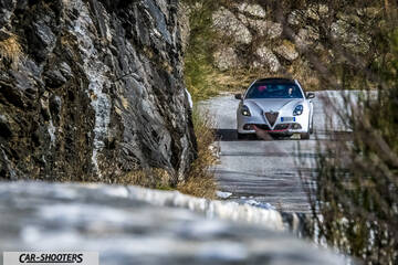 Alfa Romeo Giulietta Veloce – front three-quarter, silver on a mountain road