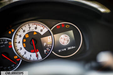 Toyota GT86 Namur – dashboard, analog and digital instrument cluster