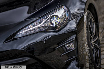 Toyota GT86 Namur – detail, headlight and wheel close-up