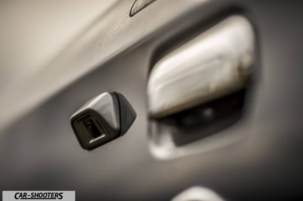 Fiat Professional Fullback – detail, backup camera close-up