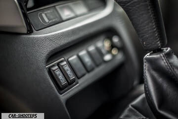 Fiat Professional Fullback – interior, center console switches and shifter