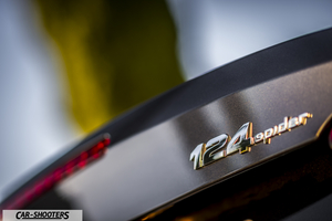 Fiat 124 Spider – detail, badging close-up