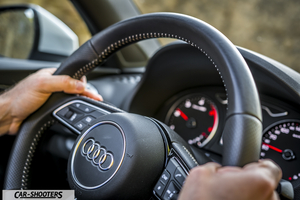 Audi A3 Cabriolet – dashboard, leather steering wheel