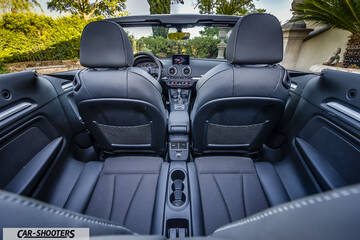 Audi A3 Cabriolet – interior, leather front seats