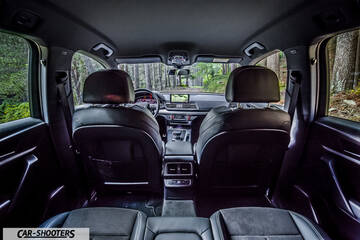 Audi Q5 – interior, leather front seats