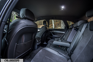 Audi Q5 – interior, leather rear seats and headliner