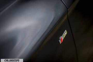 Audi Q5 – detail, fender badge close-up