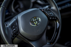 Toyota C HR – interior, leather steering wheel close-up