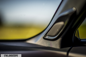 Toyota C HR – detail, speaker on a-pillar