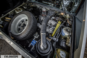 Lancia Beta Montecarlo – engine bay, with spare tire
