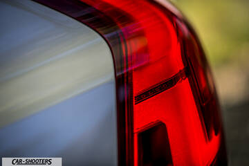Volvo V90 T8 – detail, taillight close-up