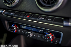 Audi – dashboard, climate control panel