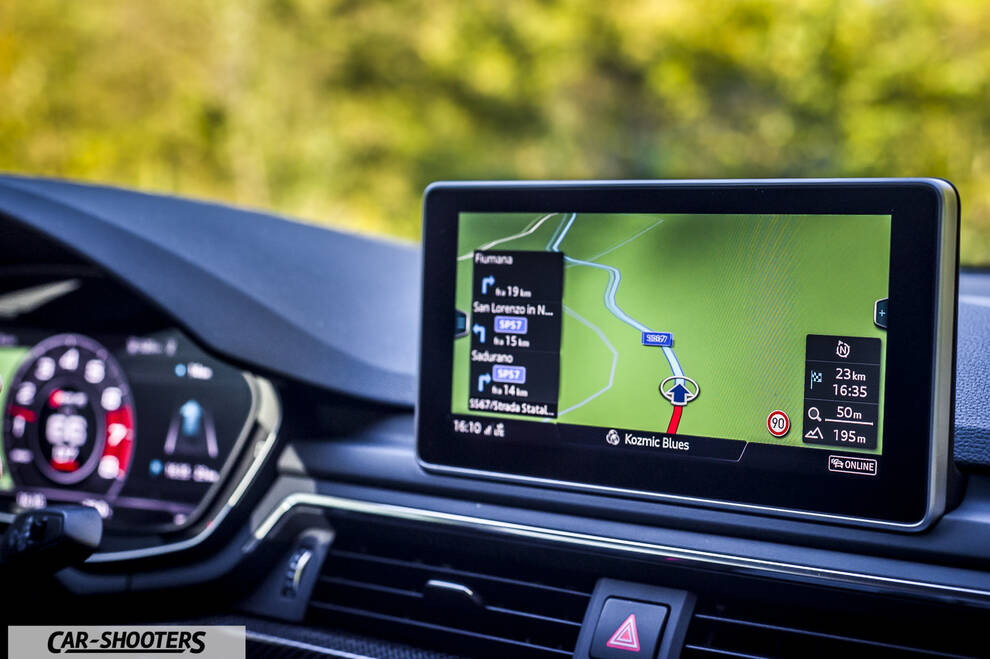 Audi – dashboard, infotainment screen displaying navigation map