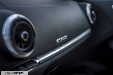 Audi – dashboard, quattro badge on dashboard