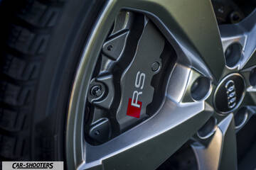 Audi – detail, alloy wheel and brake caliper close-up