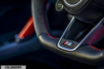 Audi – detail, steering wheel close-up