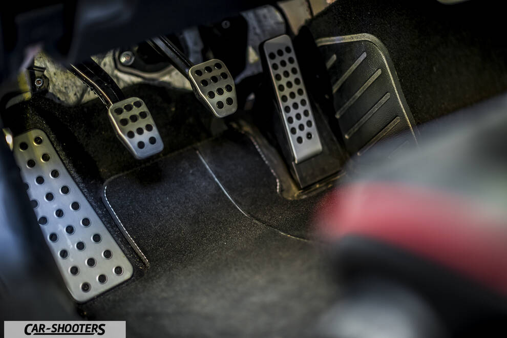 Mazda MX 5 ND – detail, metal sport pedals