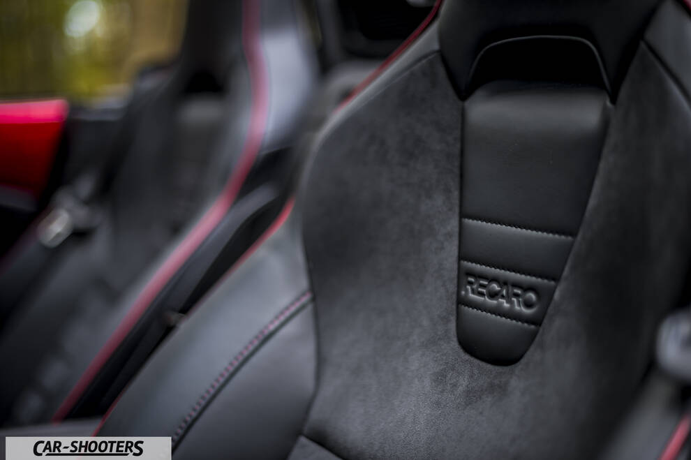 Mazda MX 5 ND – interior, black recaro bucket seats