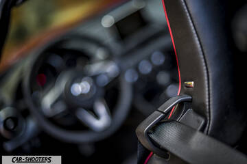 Mazda MX 5 ND – interior, leather front seats