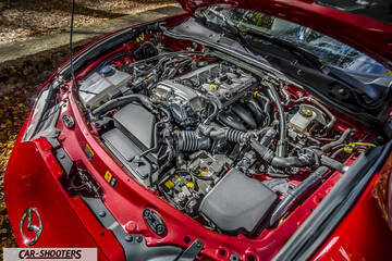 Mazda MX 5 ND – engine bay, clean modern engine bay