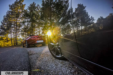 Mazda MX 5 ND – side profile, black on a country road