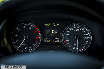 Seat Leon Cupra – dashboard, digital instrument cluster